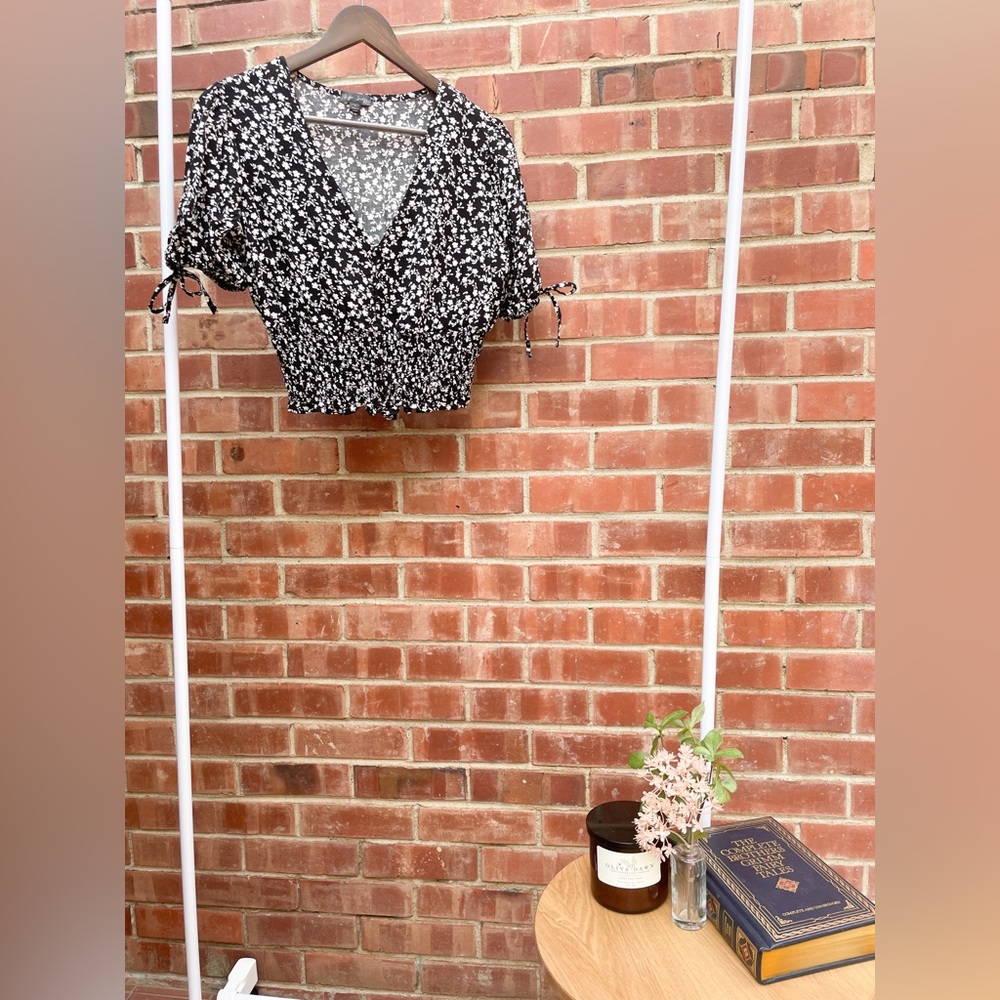 Cropped Floral Top